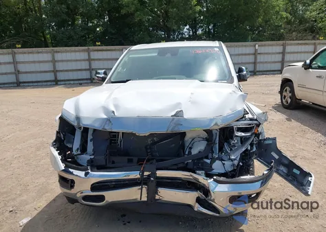 2022 Ram 1500 Laramie 4X4 6'4 Box z USA, uszkodzony, nr VIN 1C6SRFRT7NN460143